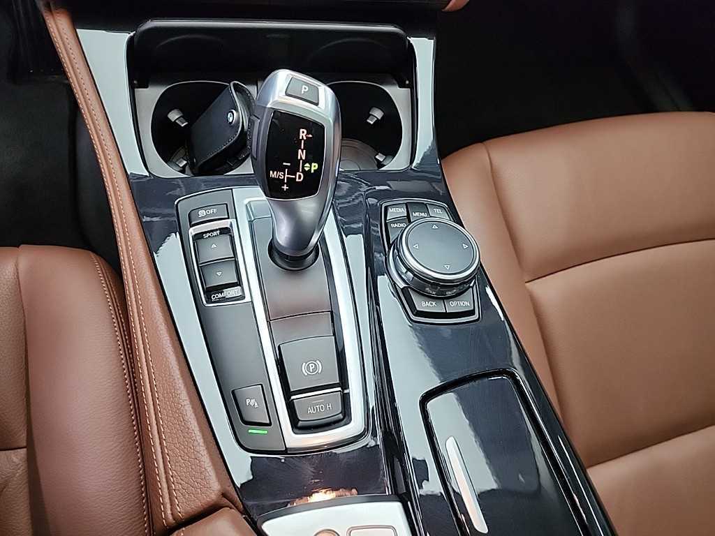 BMW 5 Series - Vista 8