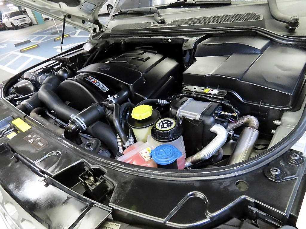 Land Rover Discovery 2014 Plateado - Importación desde Corea - HF Imports Iquique - Foto 19