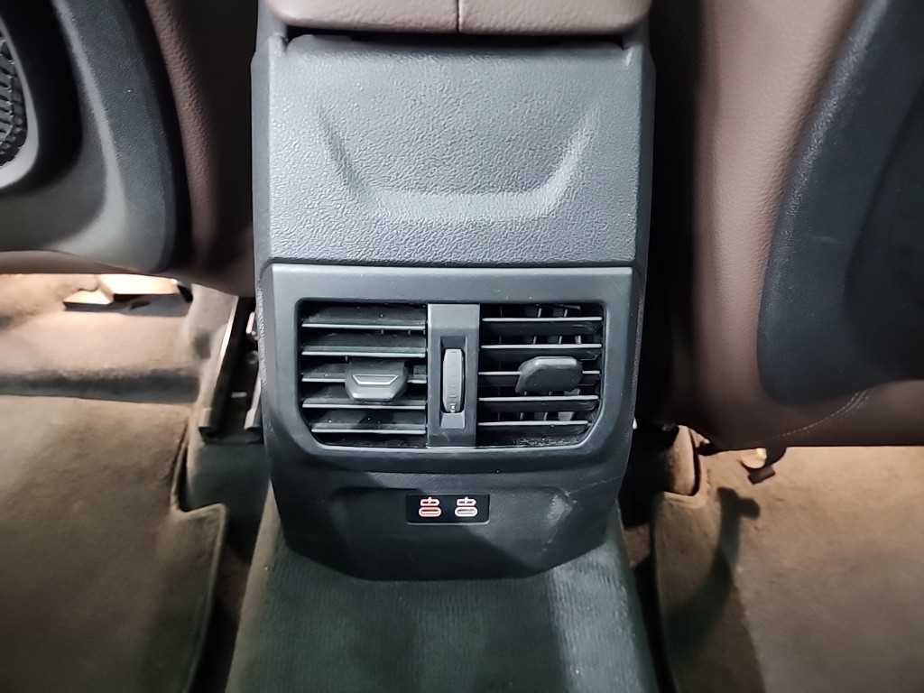 BMW 1 series 2021 Azul - Importación desde Corea - HF Imports Iquique - Foto 13