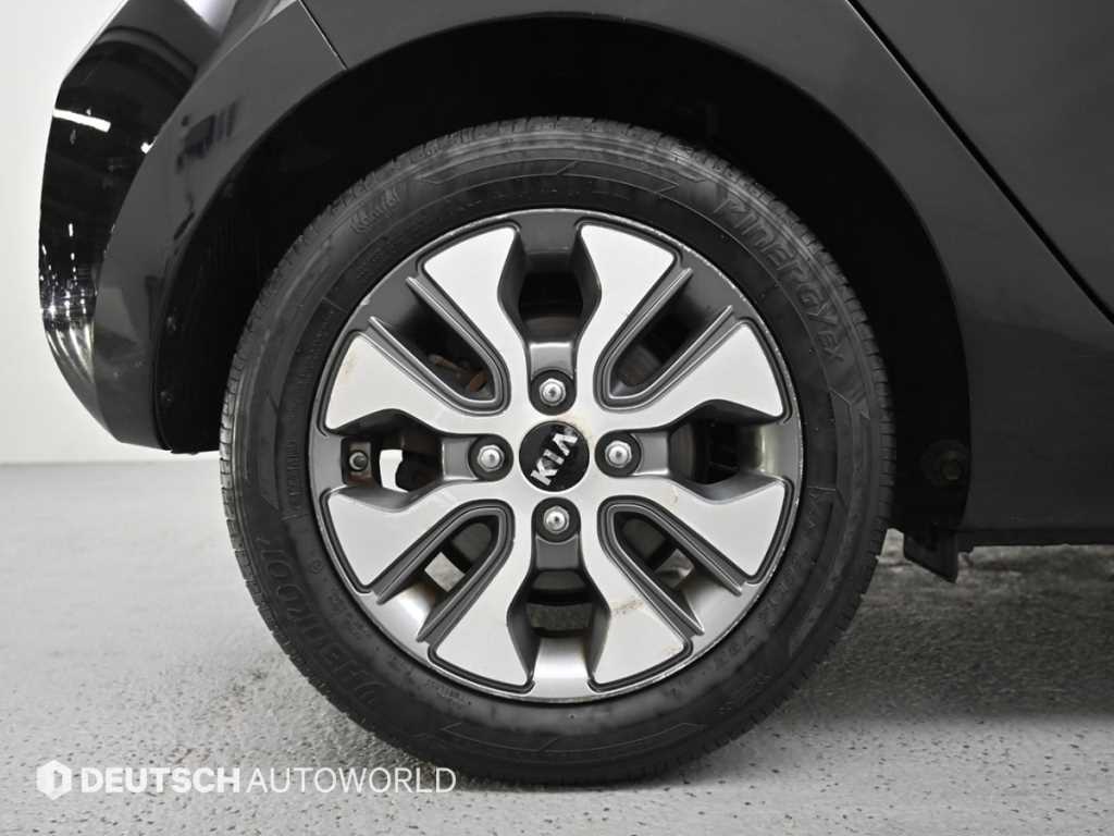 KIA Morning - Vista 5