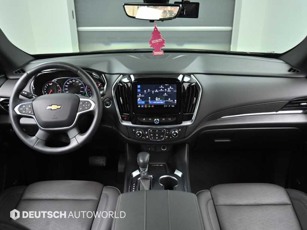 Chevrolet Travers - Vista 7