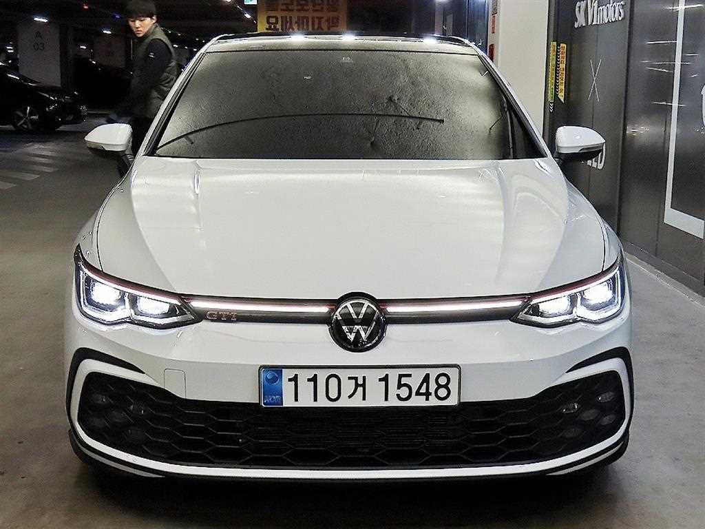 Volkswagen Golf - Vista 2