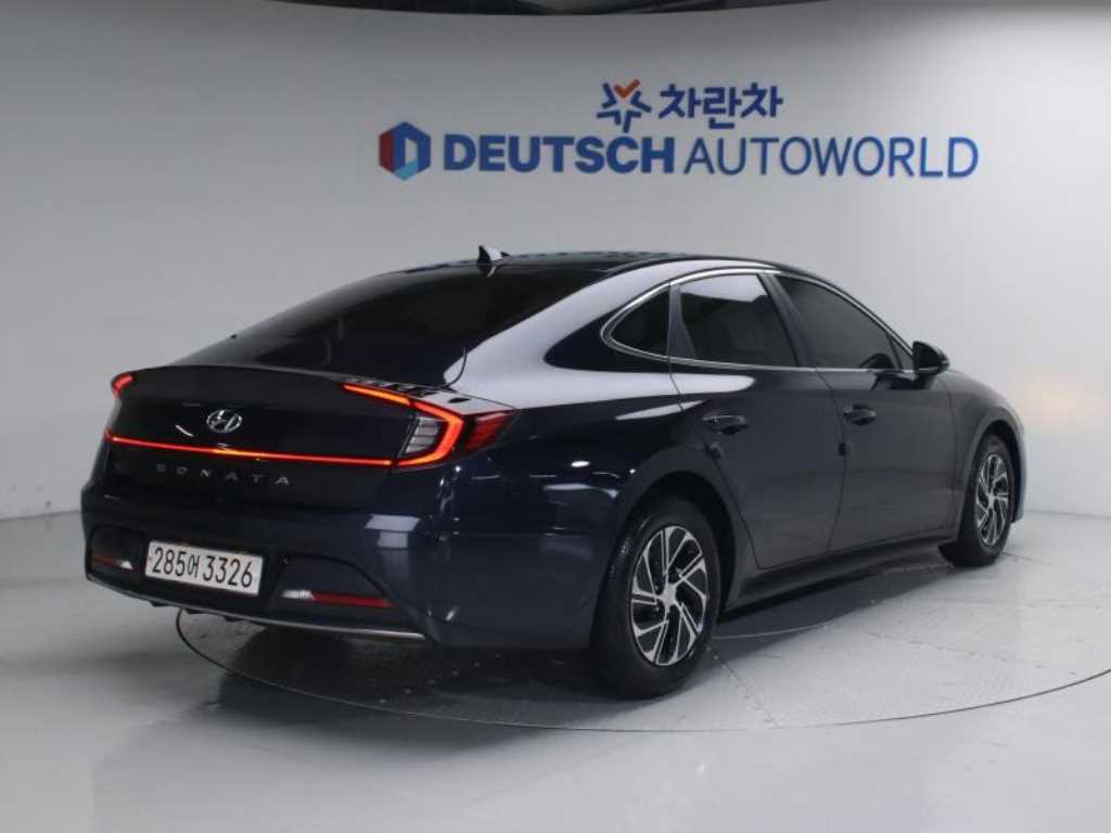 HYUNDAI Sonata - Vista 2