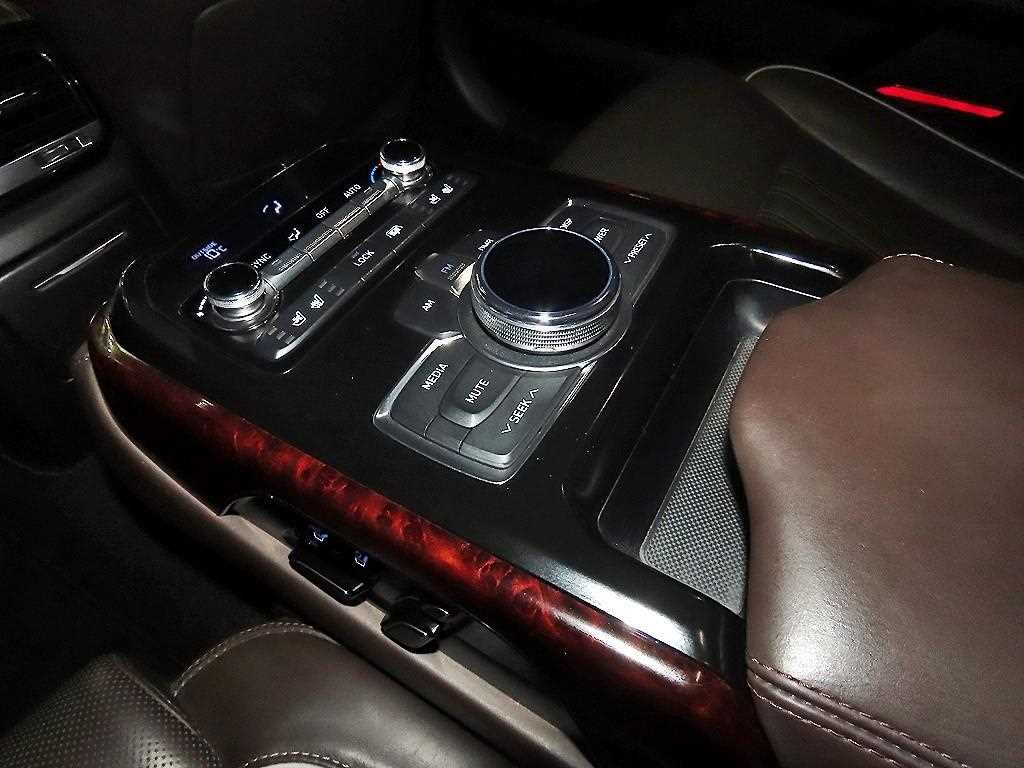 Genesis EQ900 2017 Blanco - Importación desde Corea - HF Imports Iquique - Foto 15