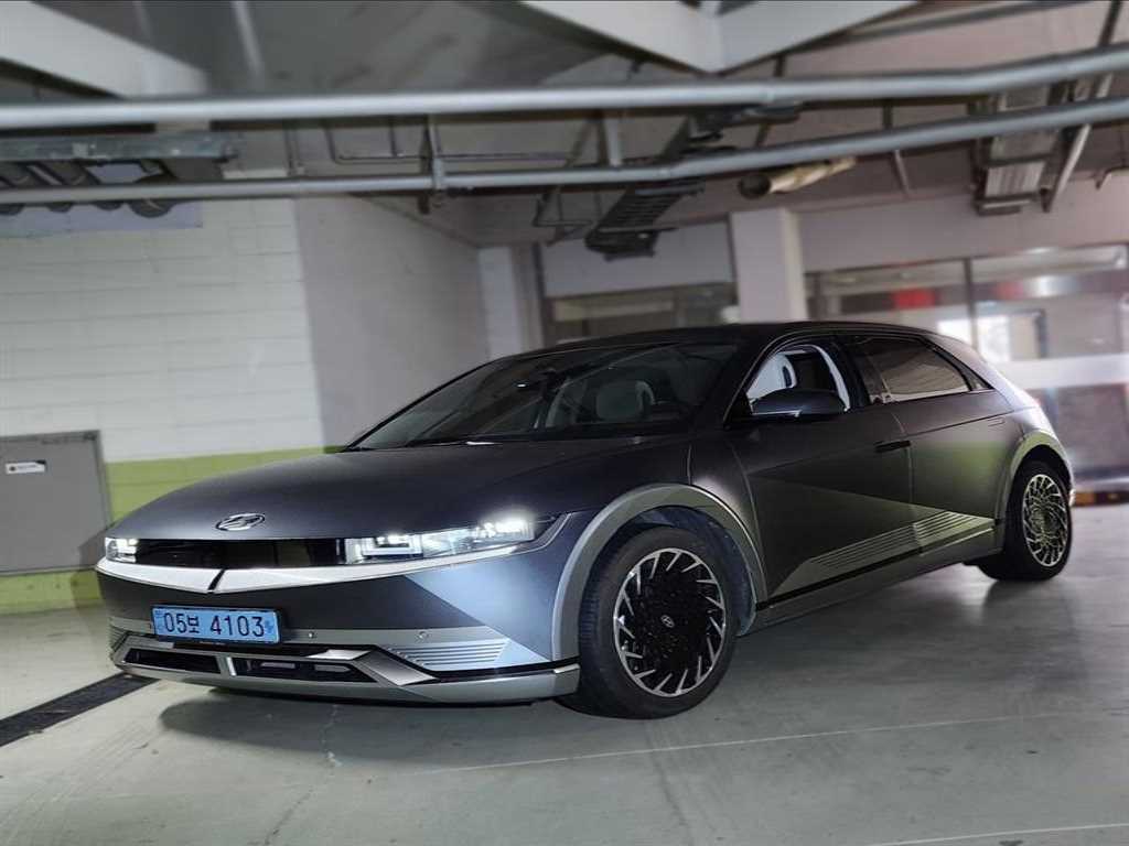 HYUNDAI Ioniq 5 - Vista 2