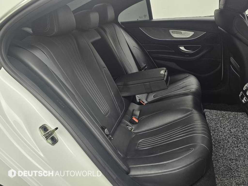 Mercedes Benz CLS Class - Vista 12