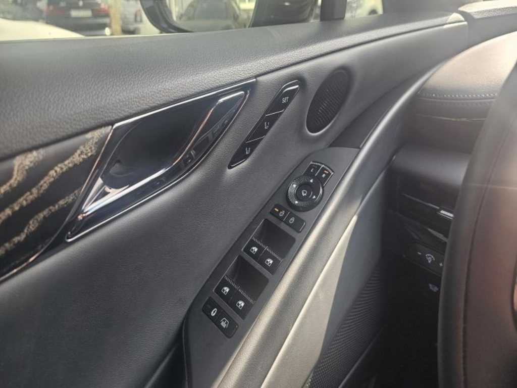 Genesis G80 - Vista 8