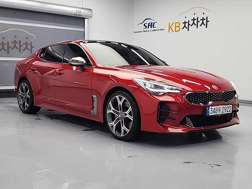 KIA Stinger - Vista 4