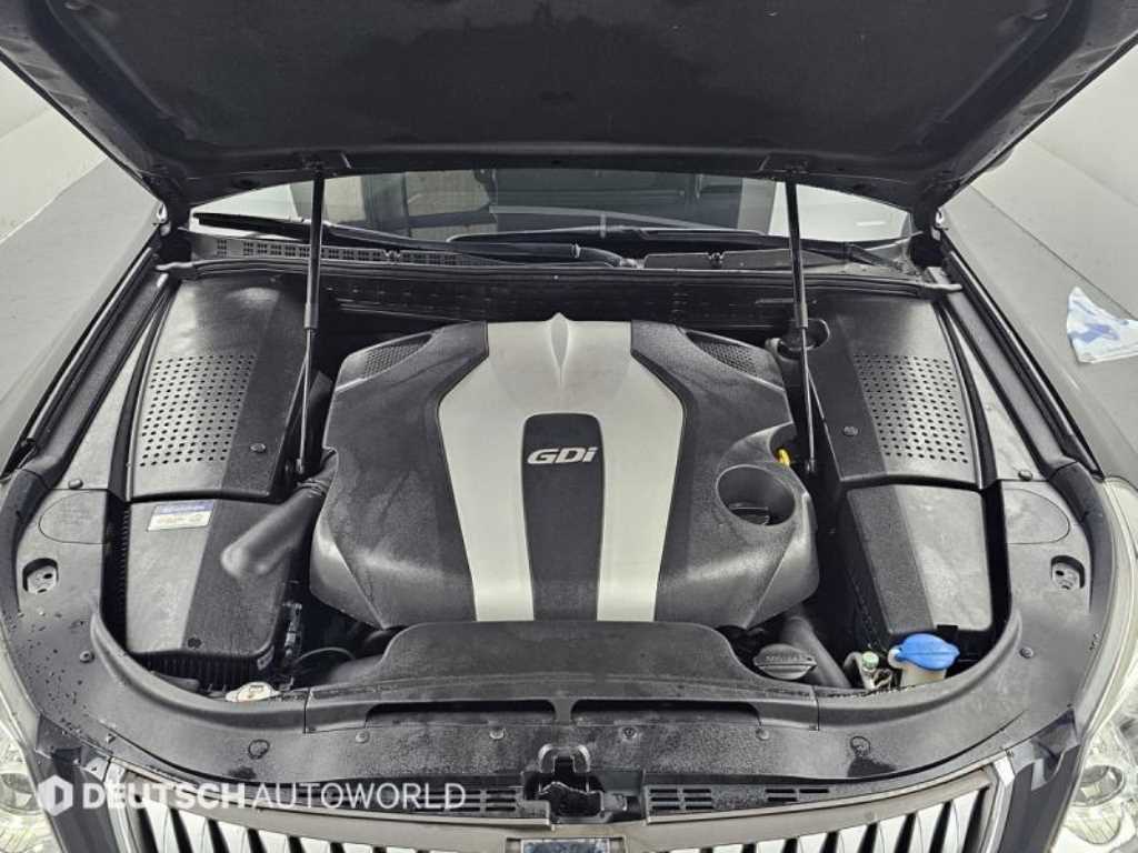 HYUNDAI Equus - Vista 6