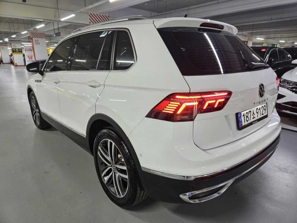 Volkswagen Tiguan - Vista 3