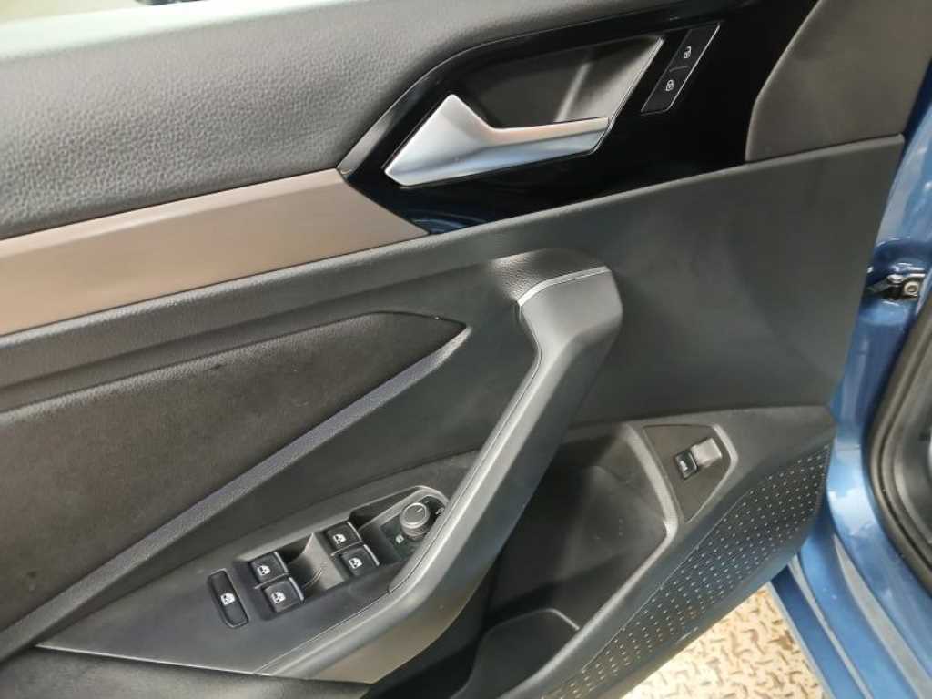 Volkswagen Jetta - Vista 10