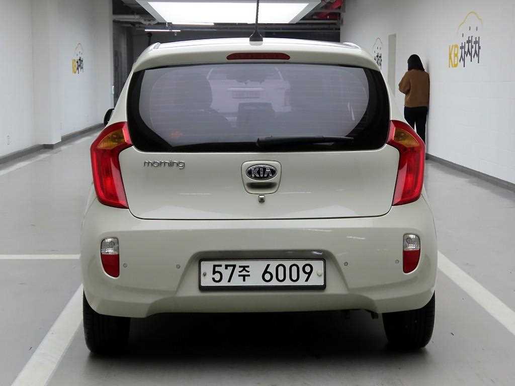 KIA Morning - Vista 3