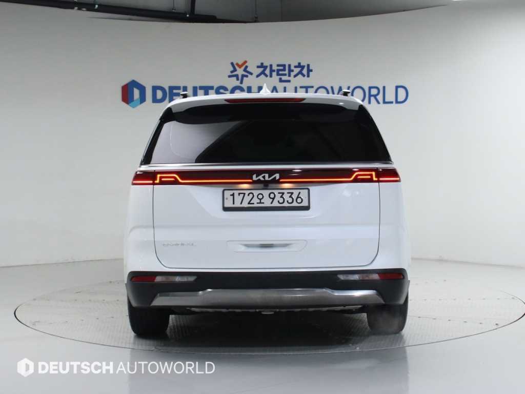 KIA Carnival - Vista 4