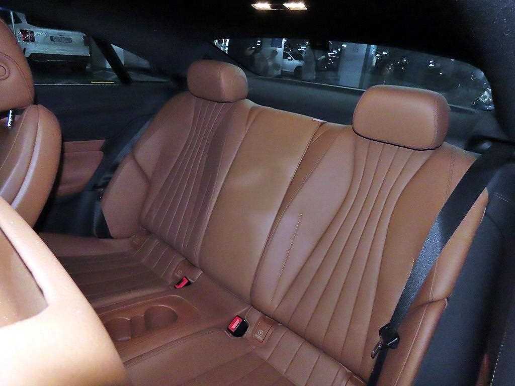 Mercedes Benz E class - Vista 7