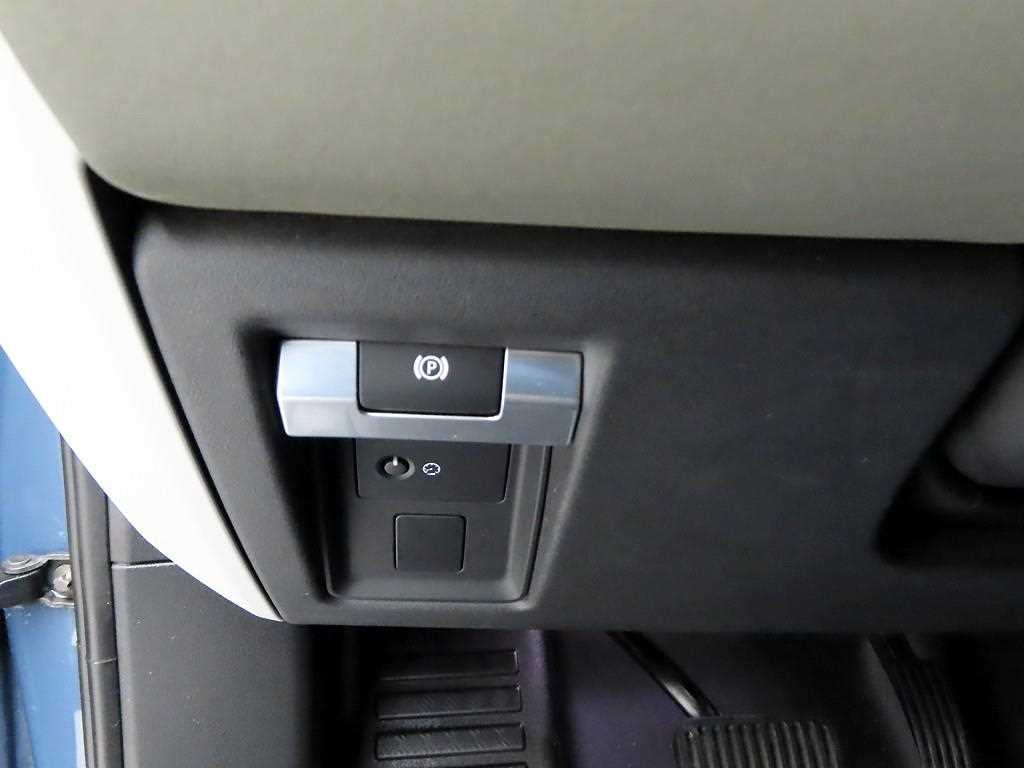 Land Rover Defender 2020 skyblue - Importación desde Corea - HF Imports Iquique - Foto 13