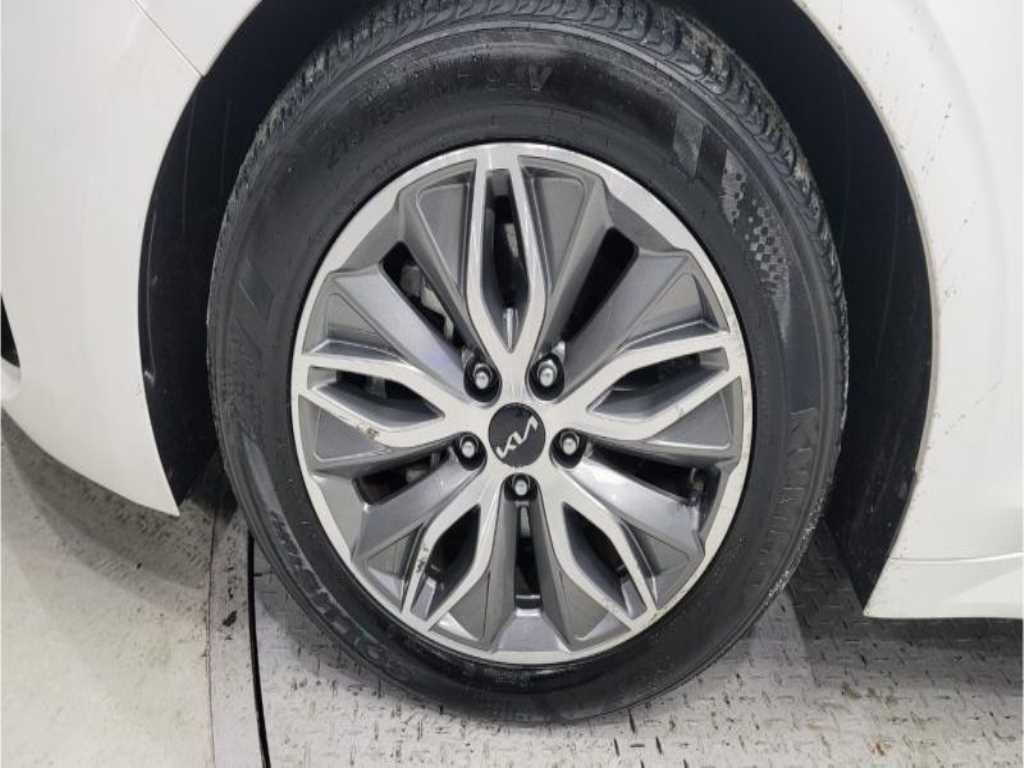 KIA K5 - Vista 12