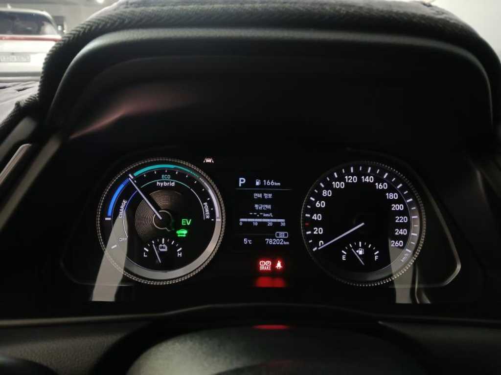 HYUNDAI Sonata - Vista 9