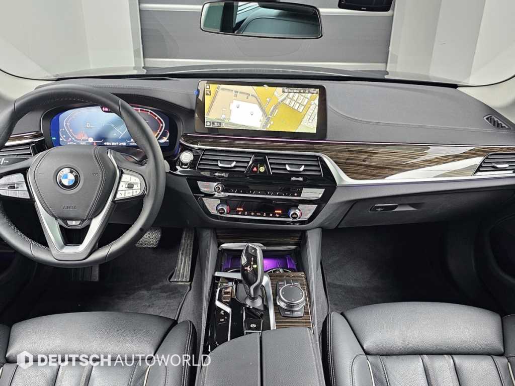 BMW 5 Series - Vista 7