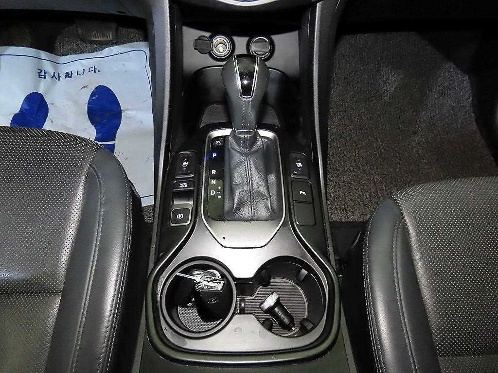 HYUNDAI Santa Fe - Vista 12