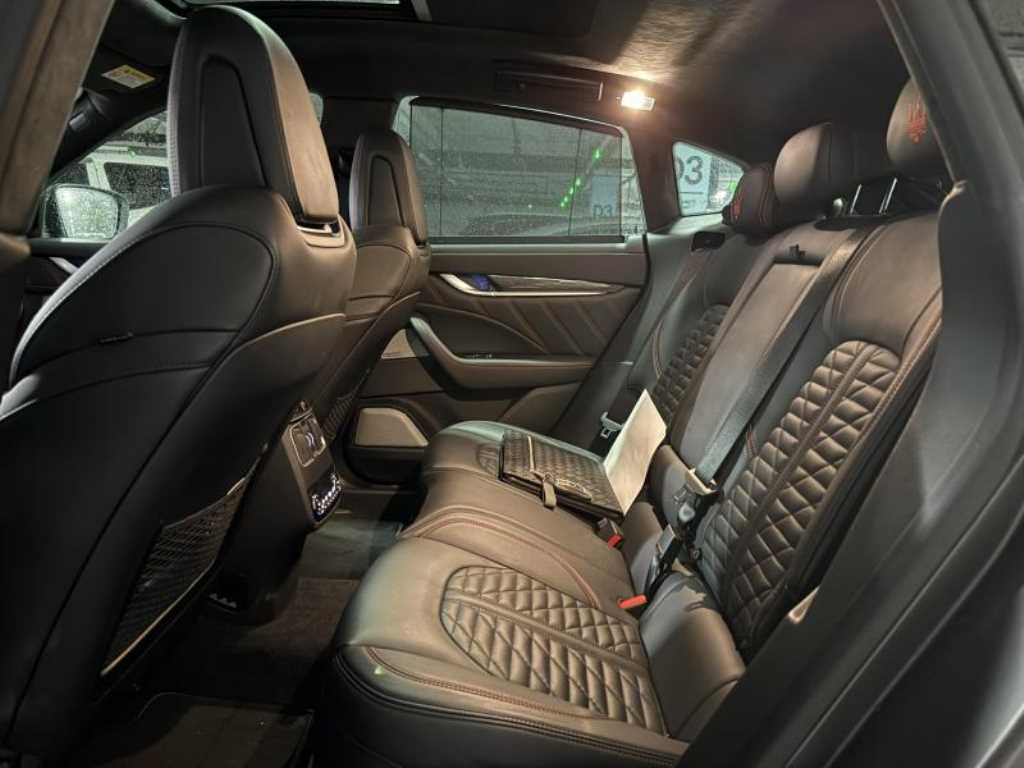 Maserati Levante - Vista 9