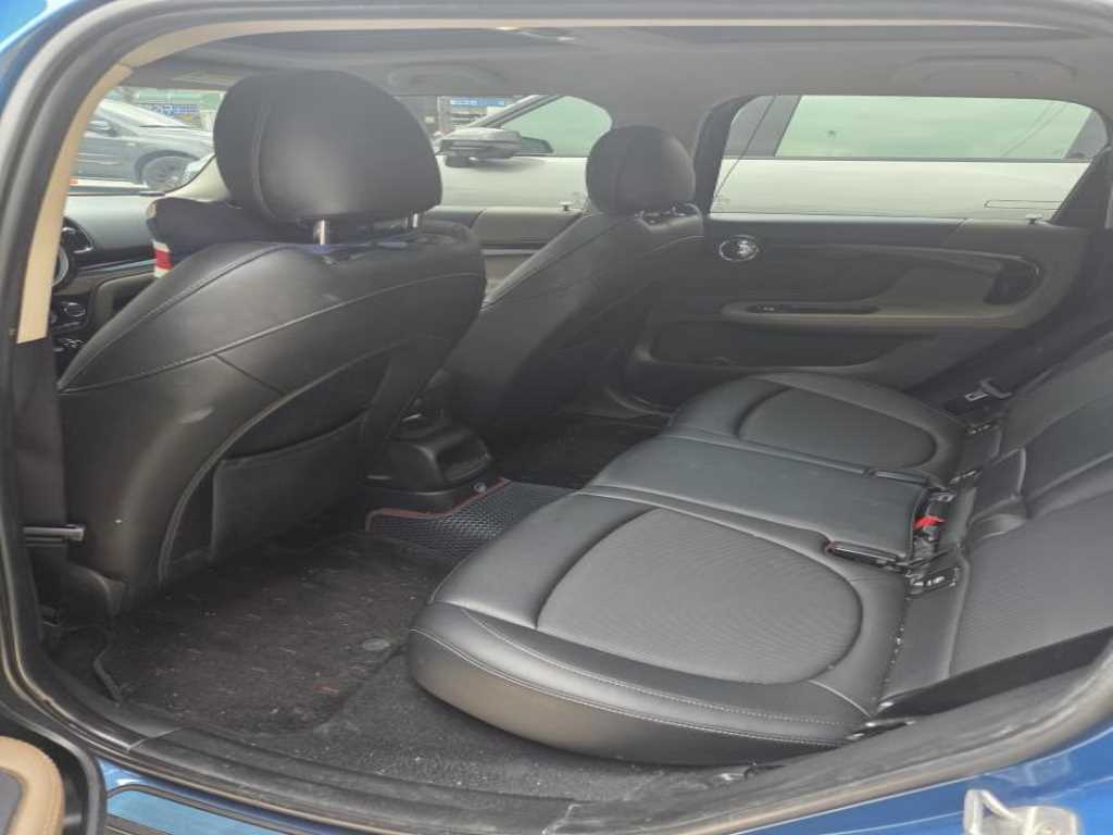 Mini Countryman - Vista 8