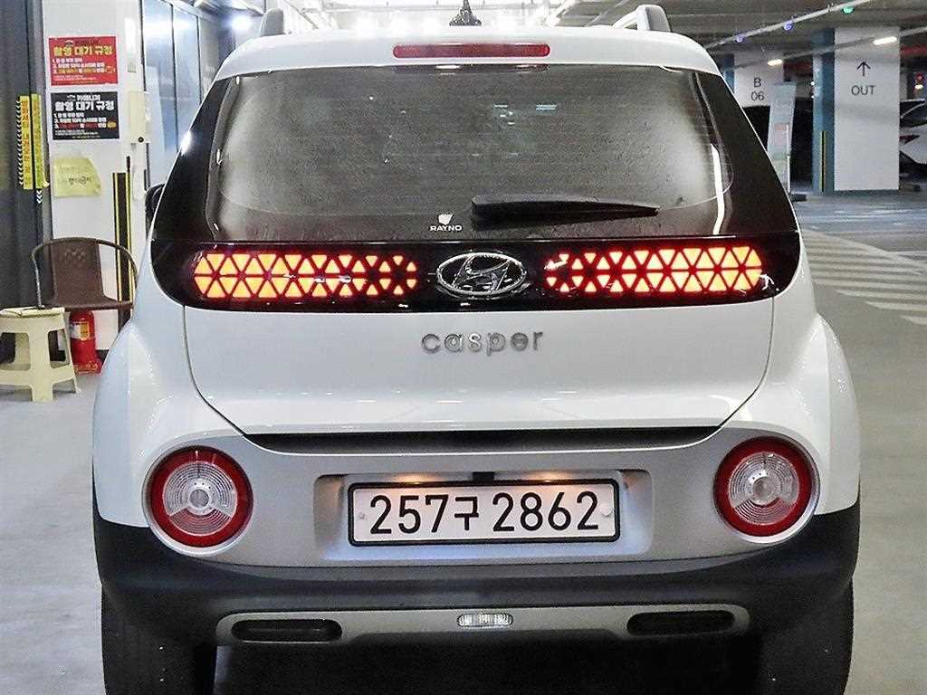 HYUNDAI Casper - Vista 5