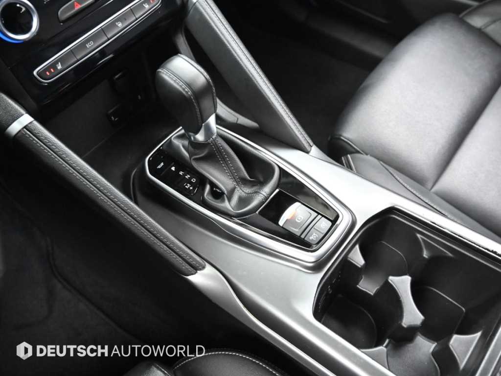 SAMSUNG QM6 - Vista 9