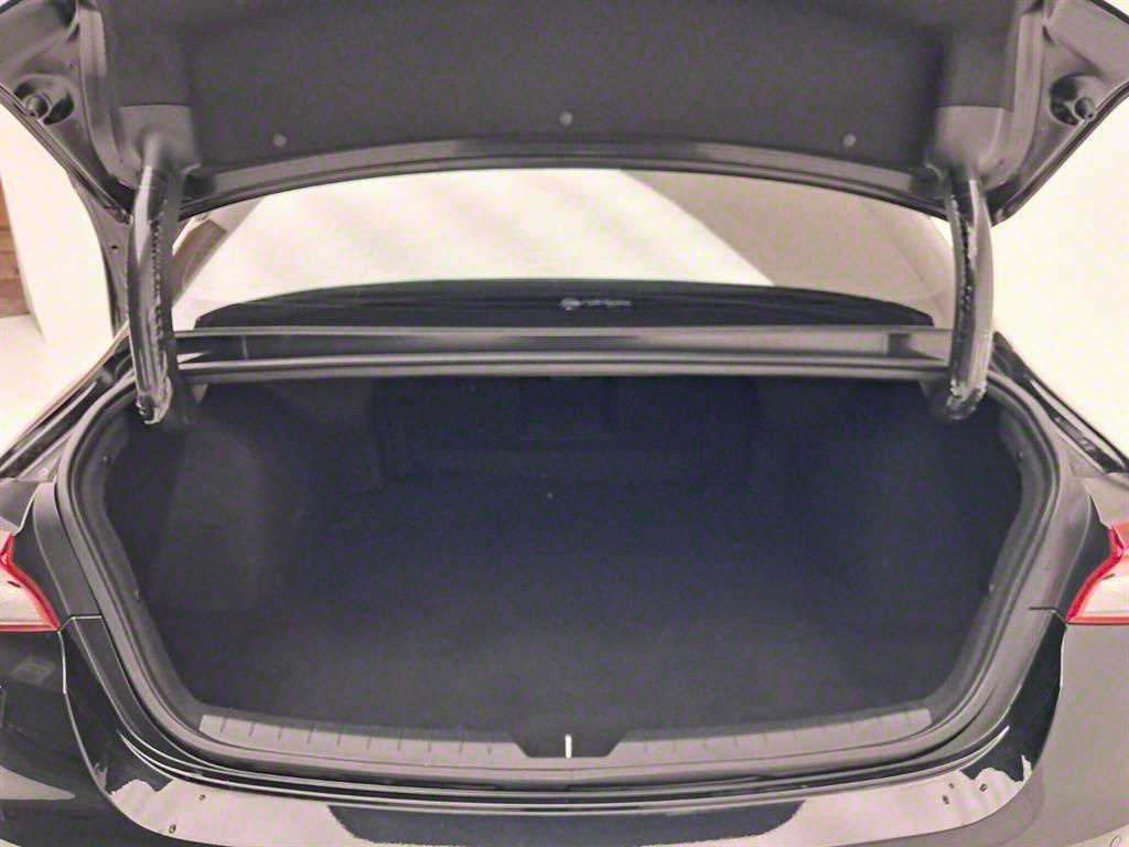 KIA K5 2023 Negro - Importación desde Corea - HF Imports Iquique - Foto 18