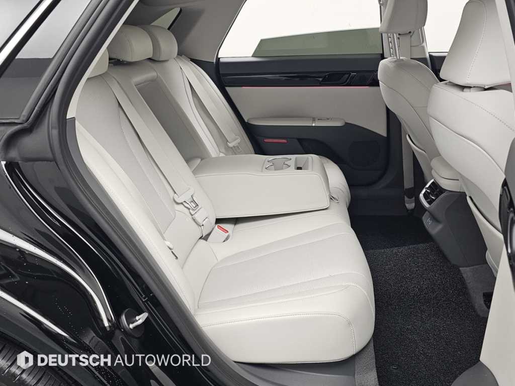 HYUNDAI Grandeur - Vista 12