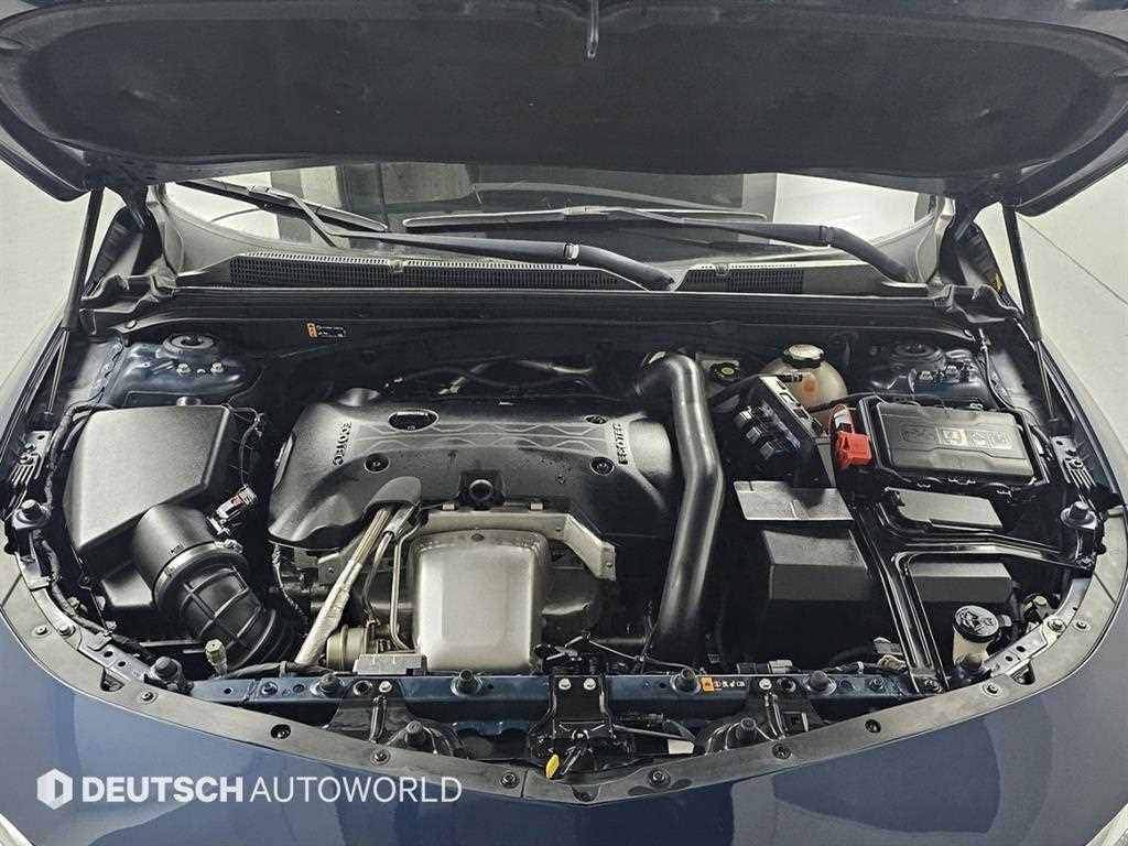 Chevrolet Malibu - Vista 5