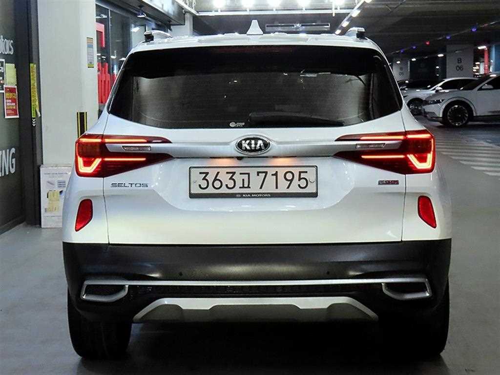 KIA Seltos - Vista 5