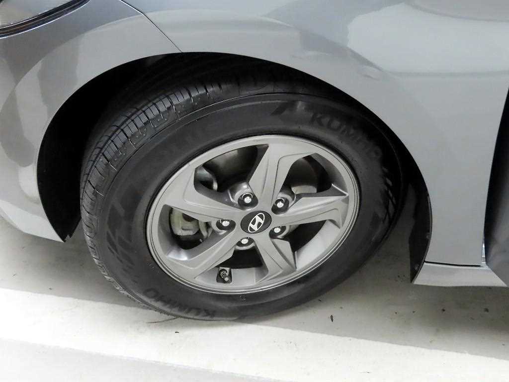 HYUNDAI Avante 2016 Gris - Importación desde Corea - HF Imports Iquique - Foto 19