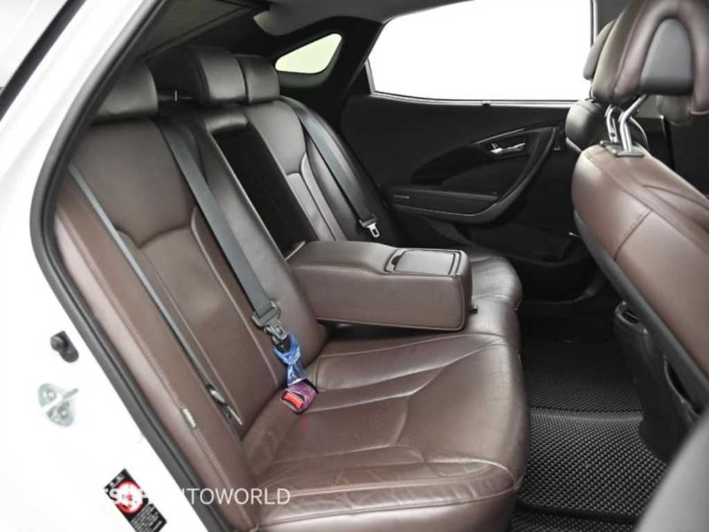 HYUNDAI Grandeur - Vista 12