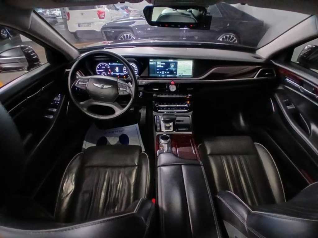 Genesis EQ900 - Vista 6