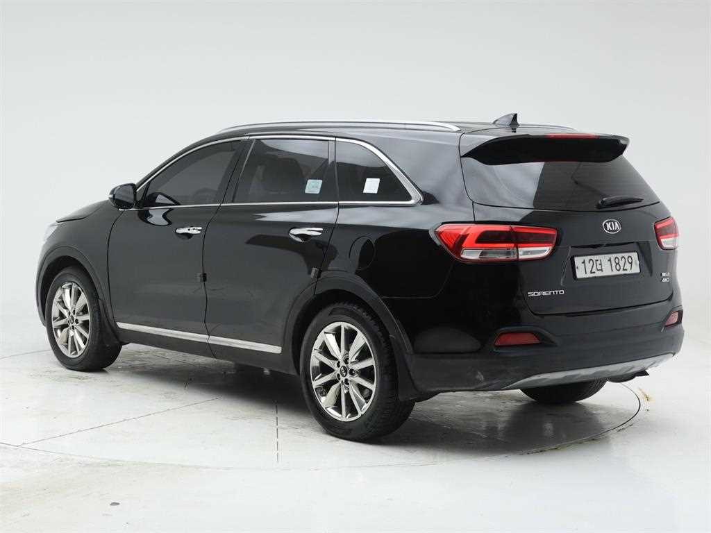 KIA Sorento - Vista 4