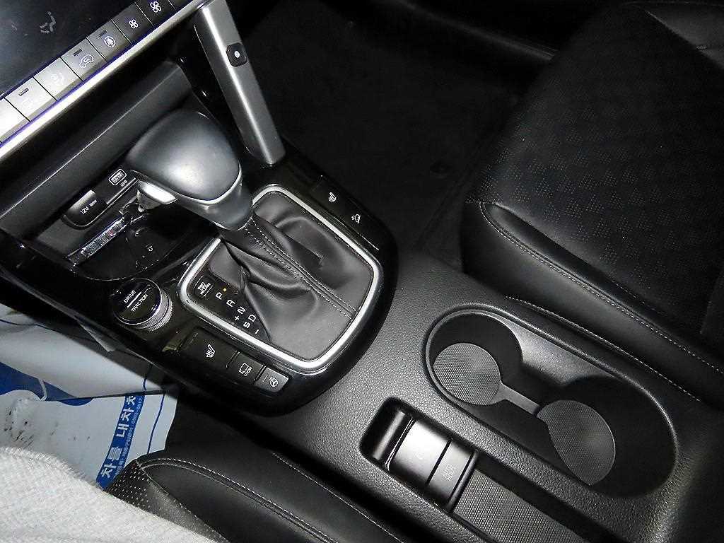 KIA Seltos - Vista 12