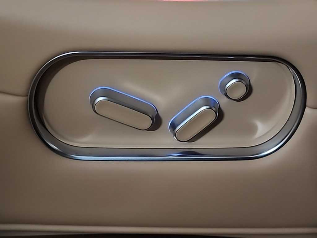 Genesis G90 2023 Negro - Importación desde Corea - HF Imports Iquique - Foto 15