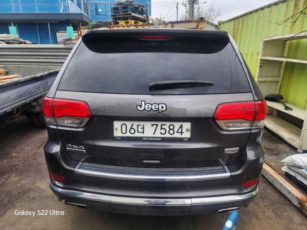 Jeep Cherokee - Vista 4