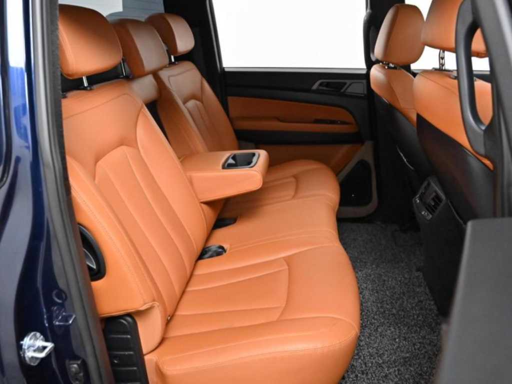 Ssangyong Rexton - Vista 12