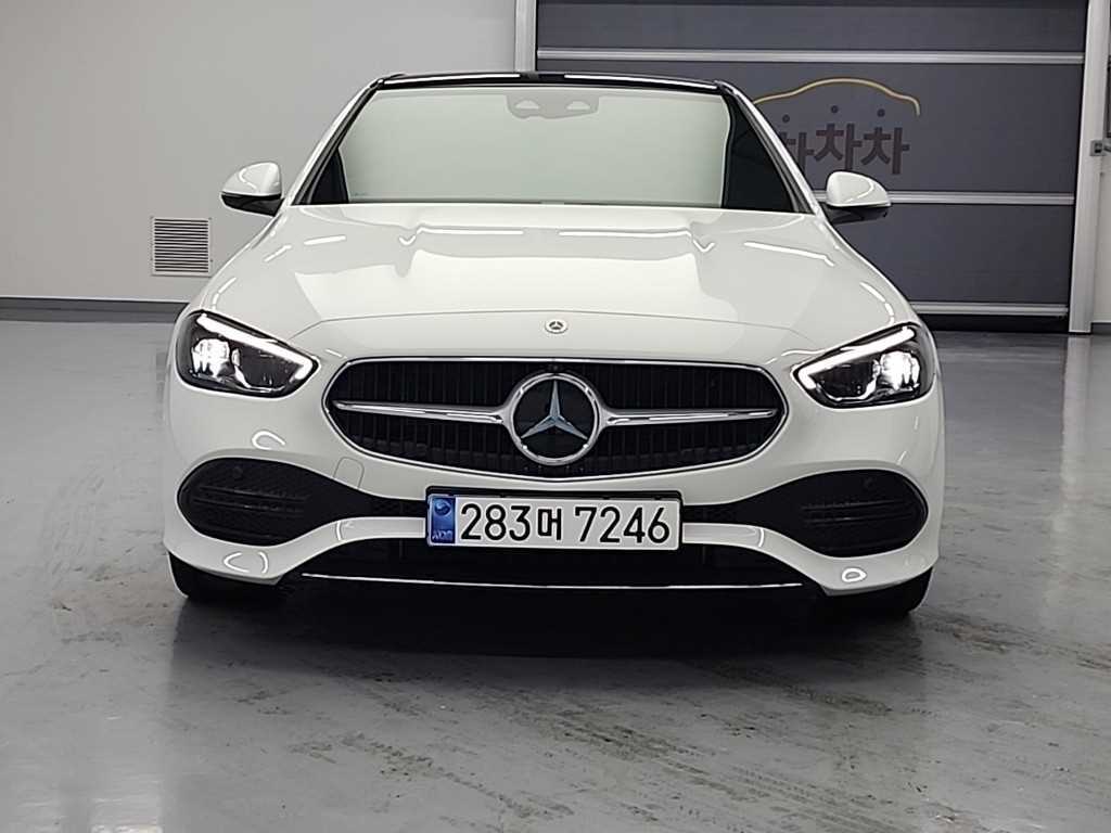 Mercedes Benz C Class - Vista 3