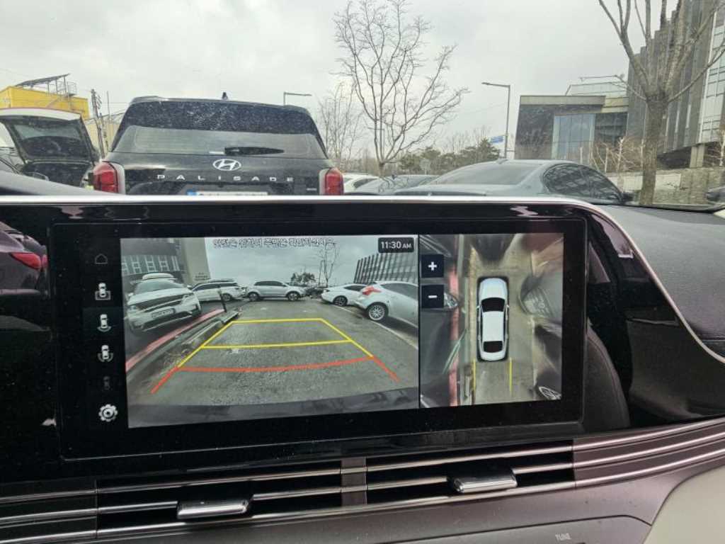 HYUNDAI Grandeur - Vista 11