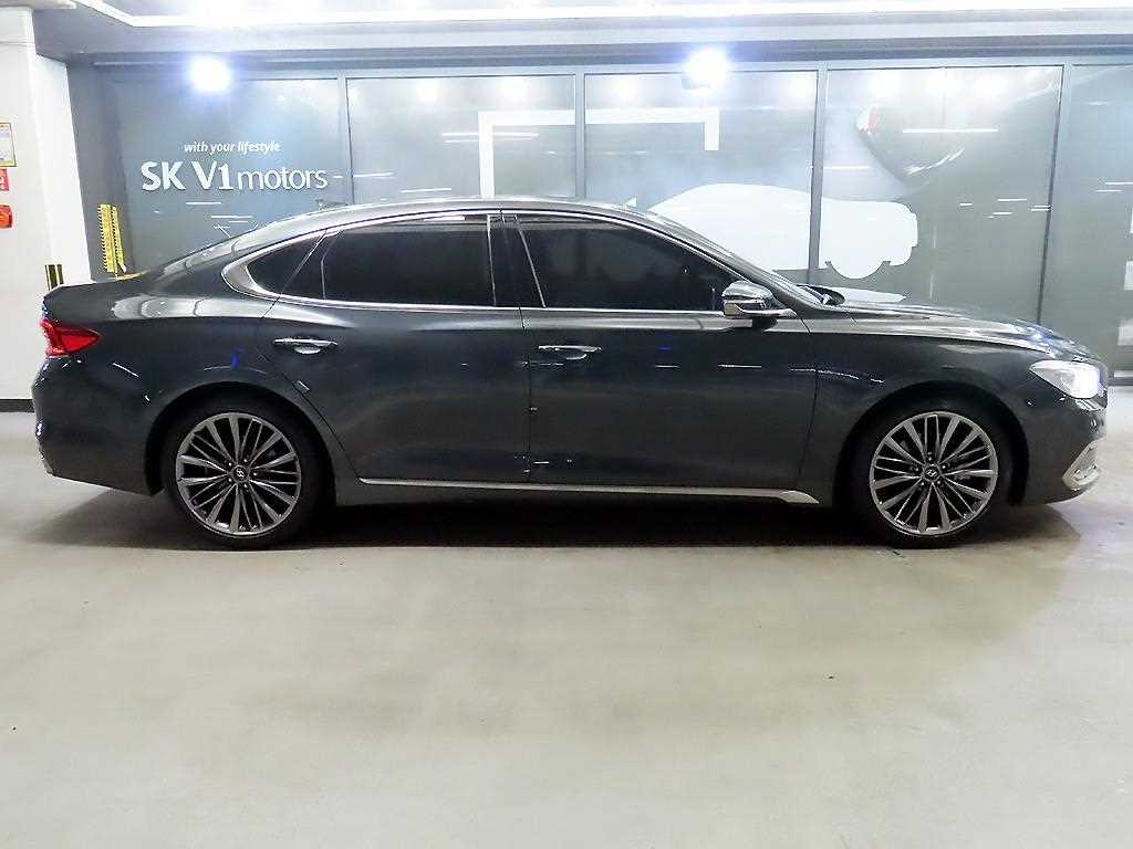 HYUNDAI Grandeur - Vista 4