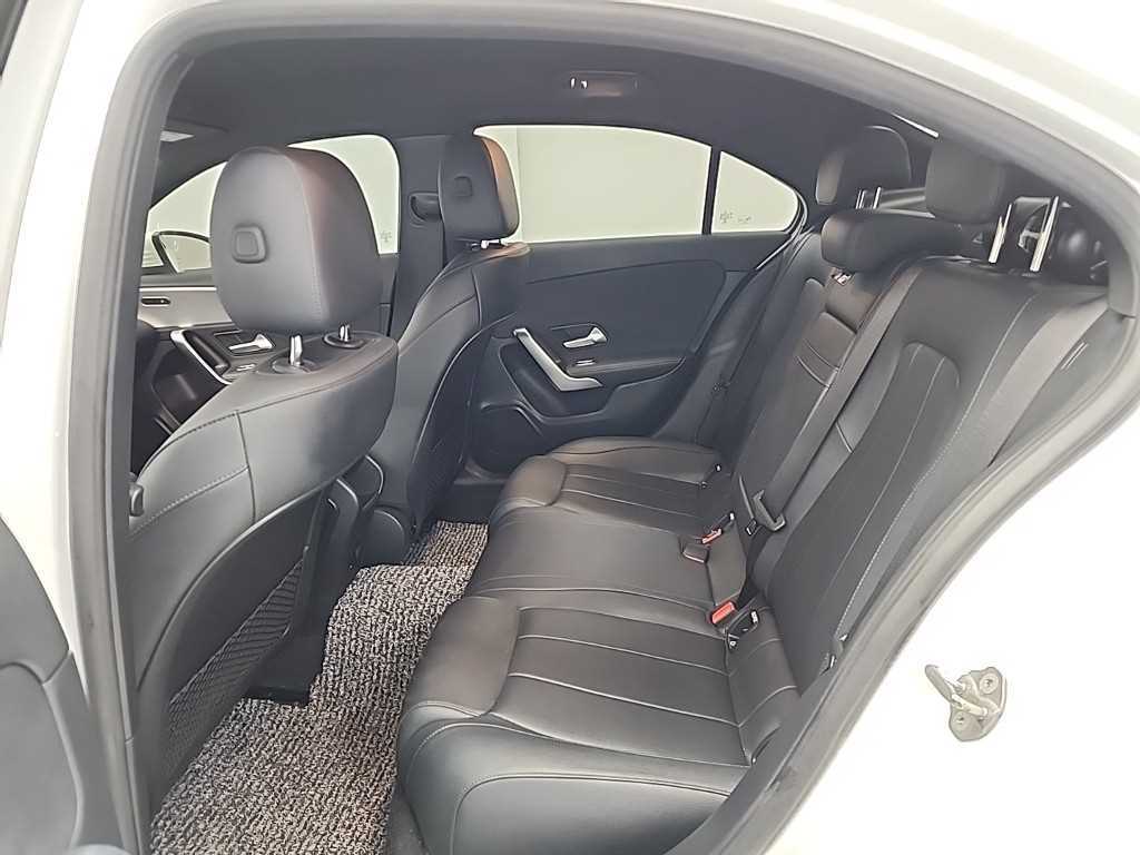 Mercedes Benz A Class - Vista 12