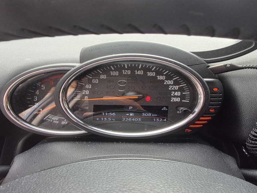 Mini Countryman - Vista 9