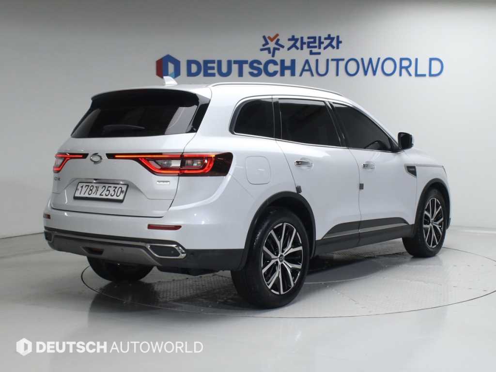 SAMSUNG QM6 - Vista 2