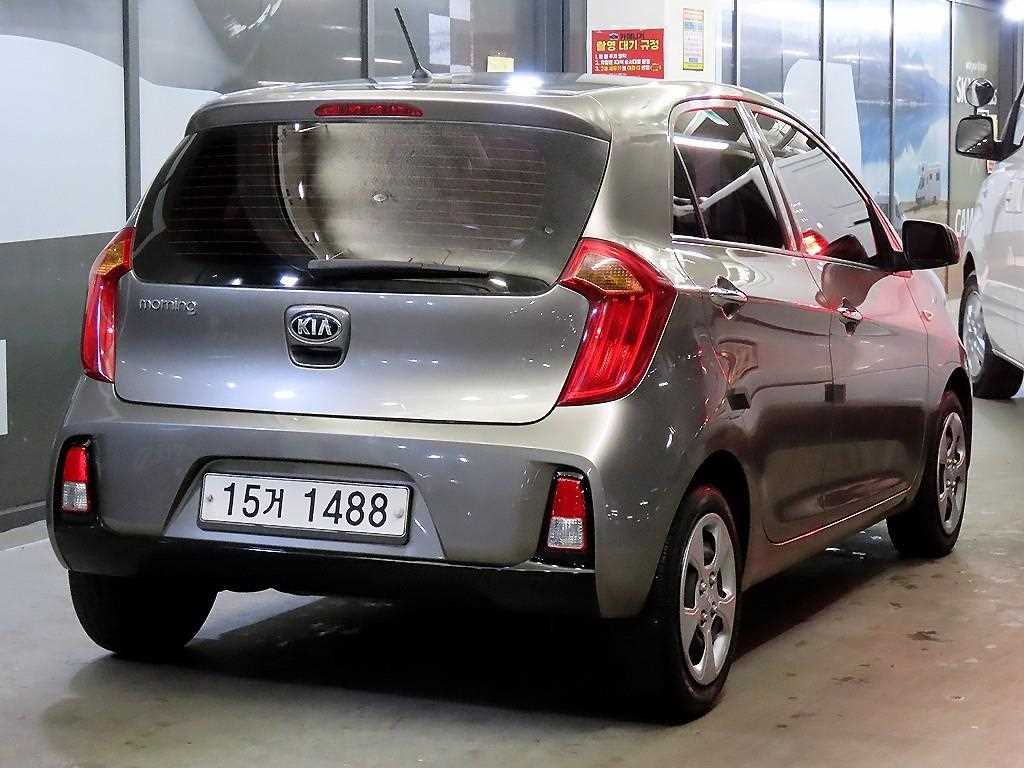 KIA Morning - Vista 4