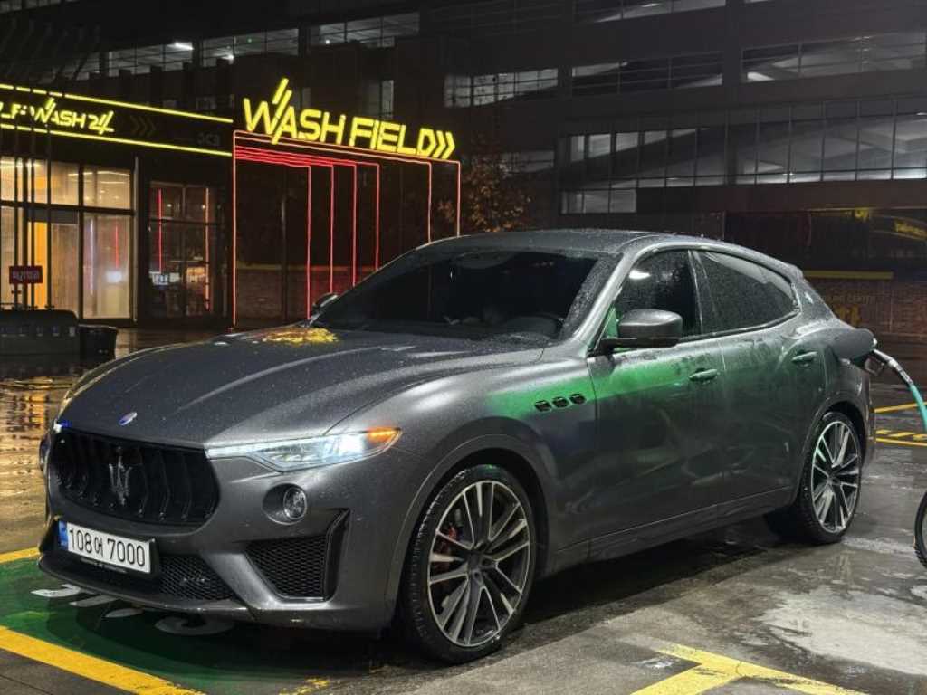 Maserati Levante - Vista 2