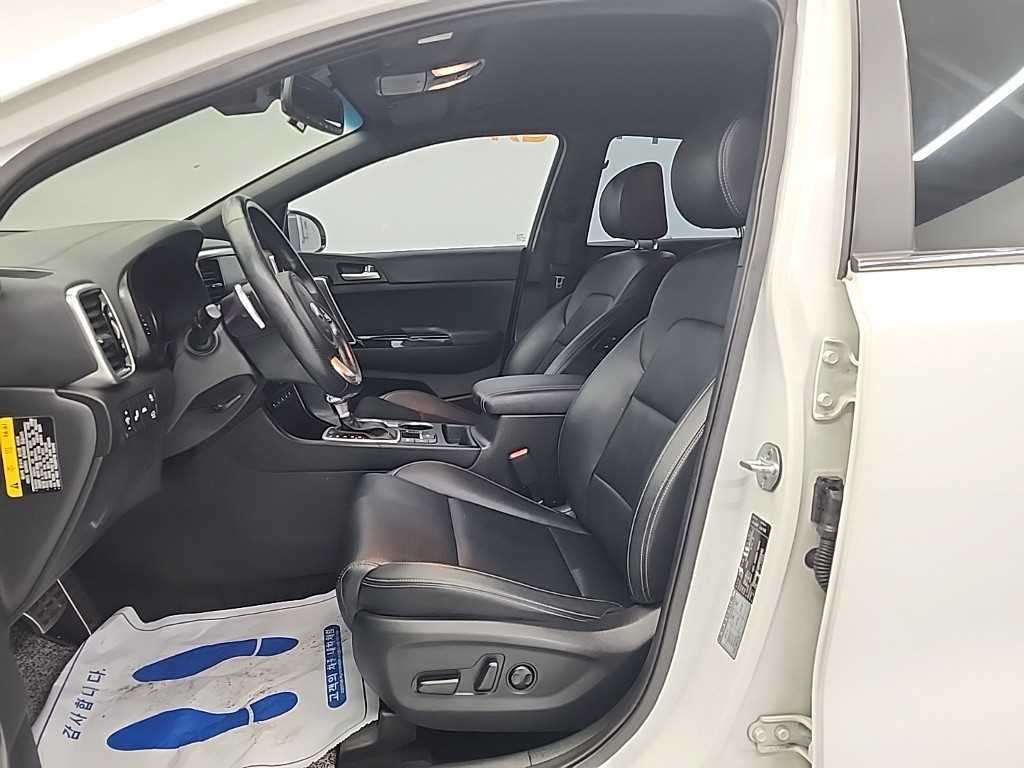 KIA Sportage - Vista 11