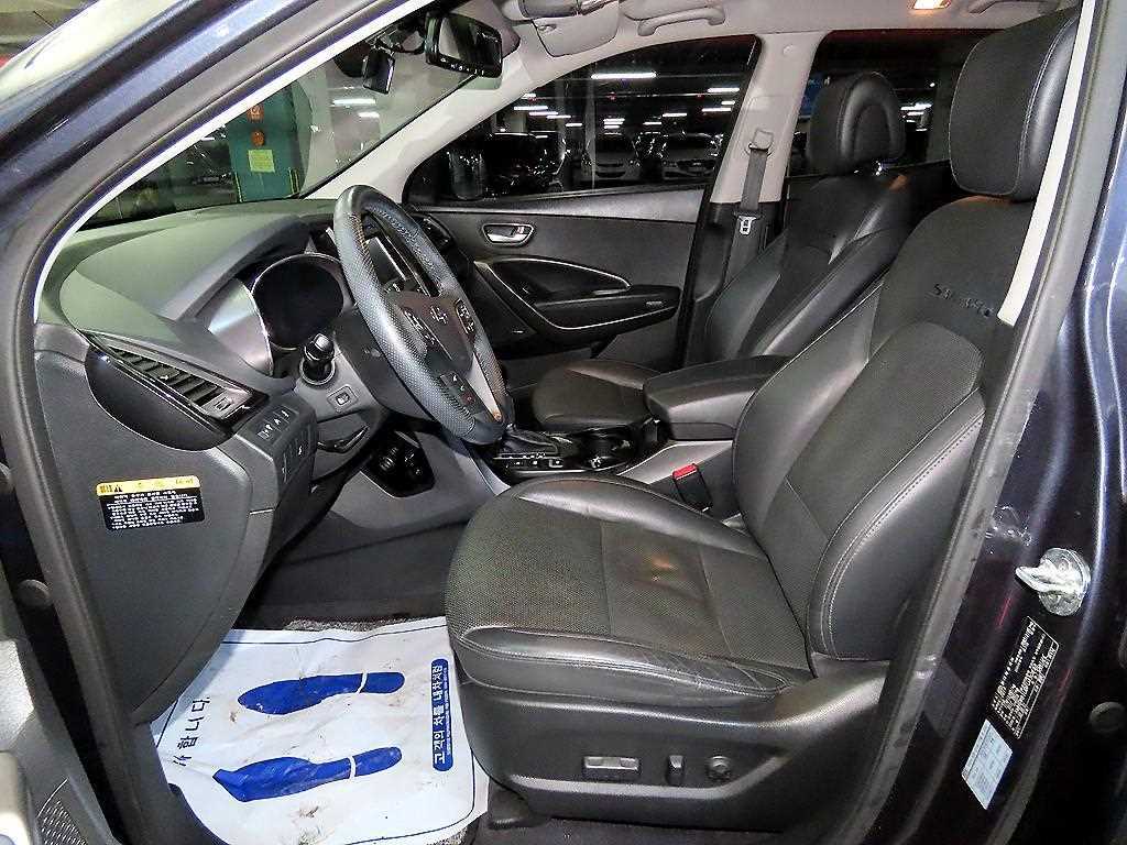 HYUNDAI Santa Fe - Vista 6