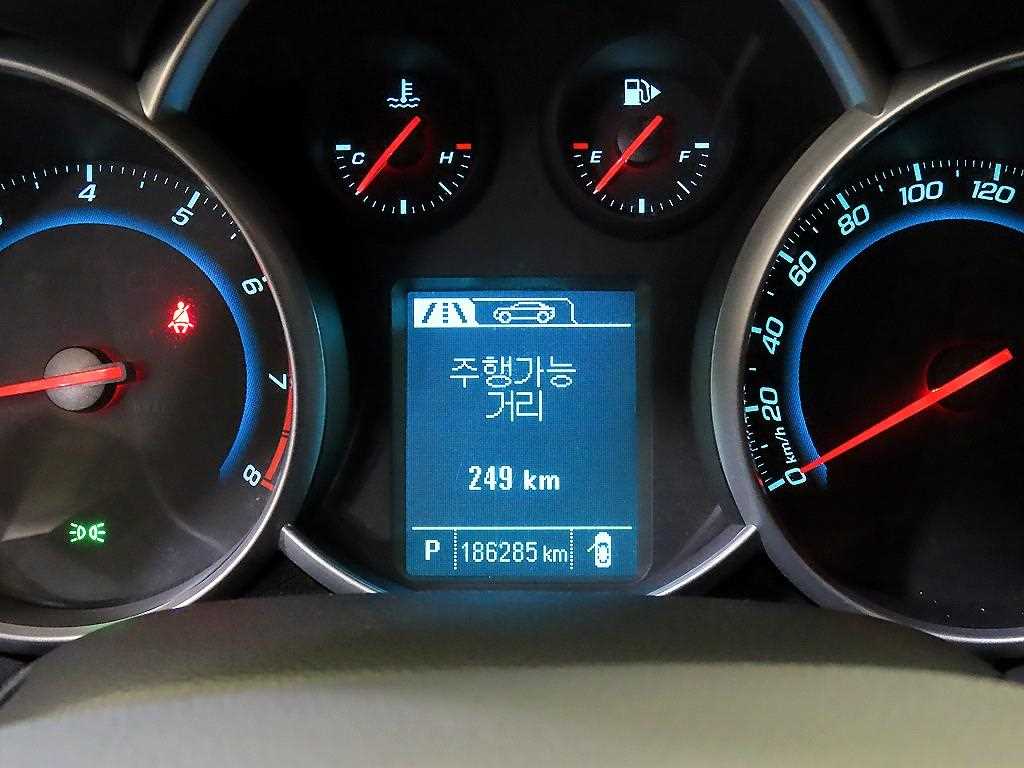 Chevrolet Cruise - Vista 9